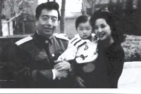 27岁李天一出狱！李双江夫妇为儿子改名、摆接风宴、疑似为其洗白图片