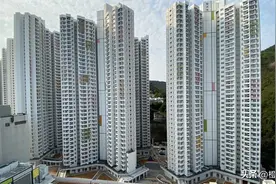 香港公屋轮候时间微跌至5.5年，单身长者上楼要等3.9年图片