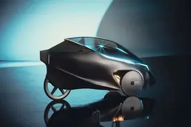 外观酷炫，续航含蓄！售价4.8万元的全封闭电动倒三轮图片