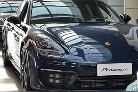 颜值出众！23款保时捷帕拉梅拉2.9T铂金版实拍，午夜蓝车漆，真帅图片