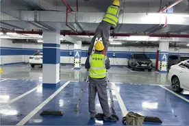 小区地下车库110都拨不出？智能网联汽车没信号“变瞎”？这件实事老百姓呼声高!图片