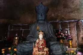 为啥说地藏菩萨与我们最有缘 | 地藏菩萨的大愿，谁懂？图片