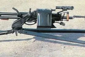 畅销世界的第三大重机枪 85系列重机枪图片