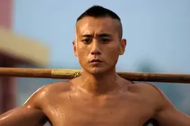 六年输光400亿！硬汉最爱的中国鞋王，误入歧途图片