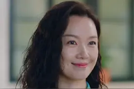 三次饰演杨开慧，如今凭《灿烂的季节》圈粉无数，闻雨真的太美了图片