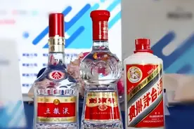 同样是白酒，为何烟酒店的却要比超市的便宜许多？原因是这3点图片