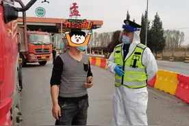 民警暖心相助，货车司机踏上温情回家路！图片