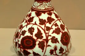 瓷器的摆放，学问讲究大着呢图片