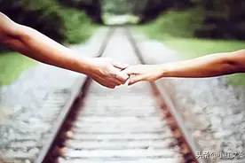 分手后送给前任伤感扎心的文案图片