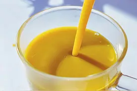 秋冬干燥，有条件的要常喝南瓜二豆浆，好喝不上火，全家都喜欢图片