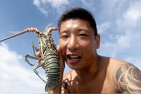中国小伙的航海日记(47)：流浪马尔代夫闹饥荒，下水捕龙虾吃到吐图片