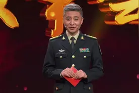 奇怪！为什么现在很少有明星去军营，很多明星选择转业？图片