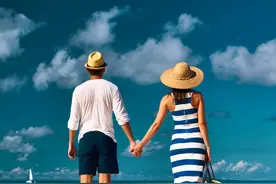 2017年，山西女子花10万“借”闺蜜老公假结婚，两个月后假戏真做图片