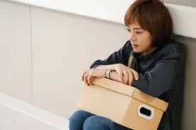 殷桃新剧播1集口碑爆棚，网友：今年第一部没快进的良心剧图片