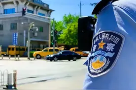 车里放甩棍违法吗？会被没收吗？图片