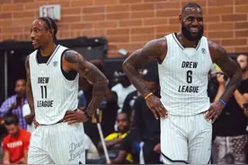 詹姆斯德鲁联赛虐菜；爆砍73分，德罗赞和老詹加起来都没他能打图片