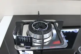 厨房用燃气灶和电磁炉，哪个更省钱？我算了笔账，看完就明白图片