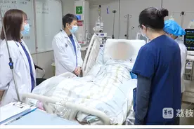 老人患甲流引发重症肺炎 医护抢救40天转危为安图片