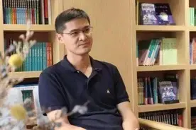 罗翔：一个月时间涨粉千万的刑法“网红”，为何被骂得退网两年图片