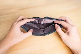 欠钱不还，电话不接，教你两招，让他乖乖还钱图片