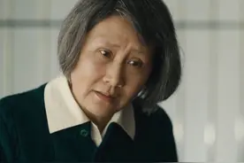 人世间：两位女高干晚年凄惨！曲秀琴临终都未见儿子，她胃癌去世图片