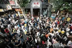 司马南：要金链子还是要金疙瘩？咱的假期谁做主？图片