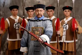 清军胸前的“兵、丁、卒、勇”有何深意？仅一字之差，却天壤之别图片