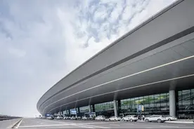 网约车都不愿去天府机场引发热议，乘客吐槽，这个“锅”谁来背？图片