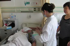 哥哥去世3年后嫂子再婚，婚礼上看到新郎，却让我默然无语图片