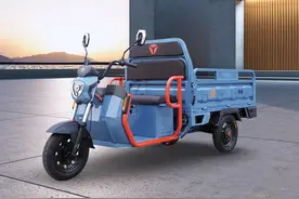 新一代多功能三轮车，五羊、雅迪、金彭都有，拉货千斤起！可自卸图片