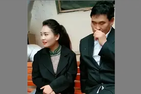 大衣哥朱之文人老实，难抵熟妇的诱惑，不是大衣嫂盯着，早就犯错图片