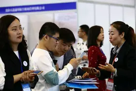 中铁正式员工离职，变成中建劳务派遣，结果跳槽了个寂寞图片