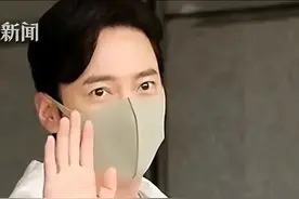 知名男星吸毒当街被捕 现场监控曝光：大街上乱窜似“丧尸”图片