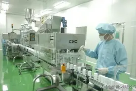 这些工厂，轻轻松松拿八九千图片