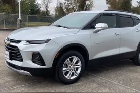 新款雪佛兰开拓者亮相！换悬浮屏内饰+大7座，比奥迪Q5还漂亮图片