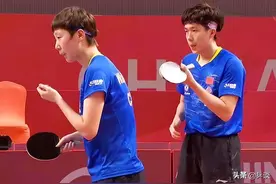 冠军诞生！王楚钦/王曼昱0-2落后，3-2逆转击败张本智和早田希娜图片