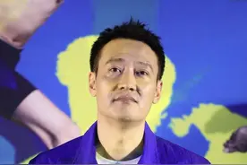 49岁的辛柏青，与妻子相濡以沫29年无绯闻，配得上德艺双馨的称号图片