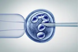 有退休金有养老保险，60岁妇人试管拼二胎，一次成功却高兴不起来图片