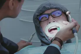 两颗牙花掉三个月工资，被迫“吃软饭”的年轻人，难有种牙自由图片