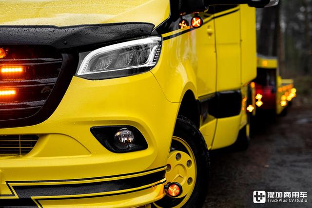 V6奔驰凌特被改成牵引车，还加装了生活舱，波兰人改装玩得是真溜