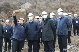 落实安全责任 推动安全发展丨盐湖区对废弃矿井进行集中爆破摧毁图片