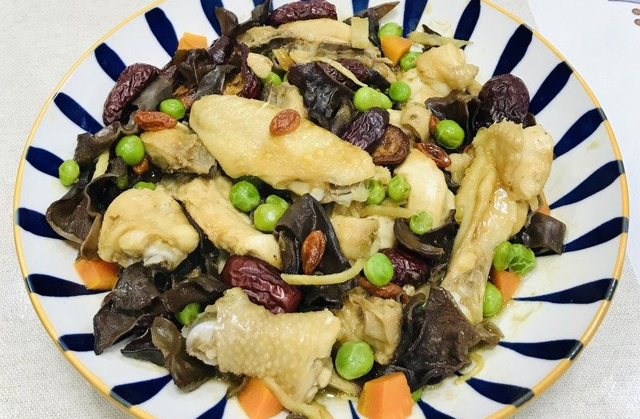 炖花胶黑豆 2026年花胶黑豆汤