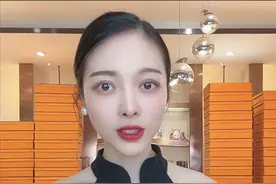 一身性感穿搭，创造7天1亿销售额壮举，“抖音新一姐”画风太狂野图片