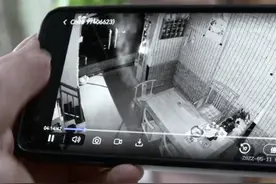 女子家中监控拍到诡异一幕：一团白色影子从客厅飘过，这是什么？图片