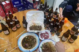 摇骰子的玩法，上瘾的道具图片