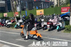 「天眼问政•记者帮你问」贵阳南明区共享电单车何时开放？运营企业：预计逐步开放图片