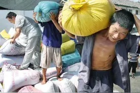 交过公粮的农民60岁人能领多少养老金？图片