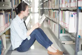 合肥新华学院女大学生被曝光，原配：抢我老公，不顾公众良俗图片