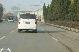 豫F44444跌落史，从130万保时捷到5万五菱，8年时间未能东山再起图片