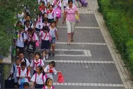 学校为什么要统计学生父母的工作单位及职务？图片